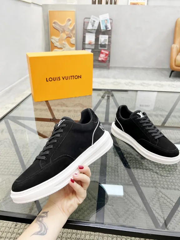 Louis Vuitton Shoe 